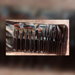 Makeup Brushes